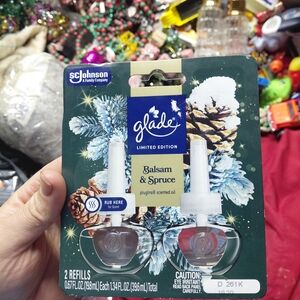 2-pack of Glade PlugIns Scented Oil refills in the "Balsam & Spruce" scent.